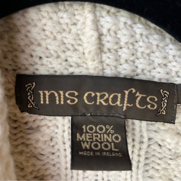 Merino wool cardigan - Picture 3 of 3